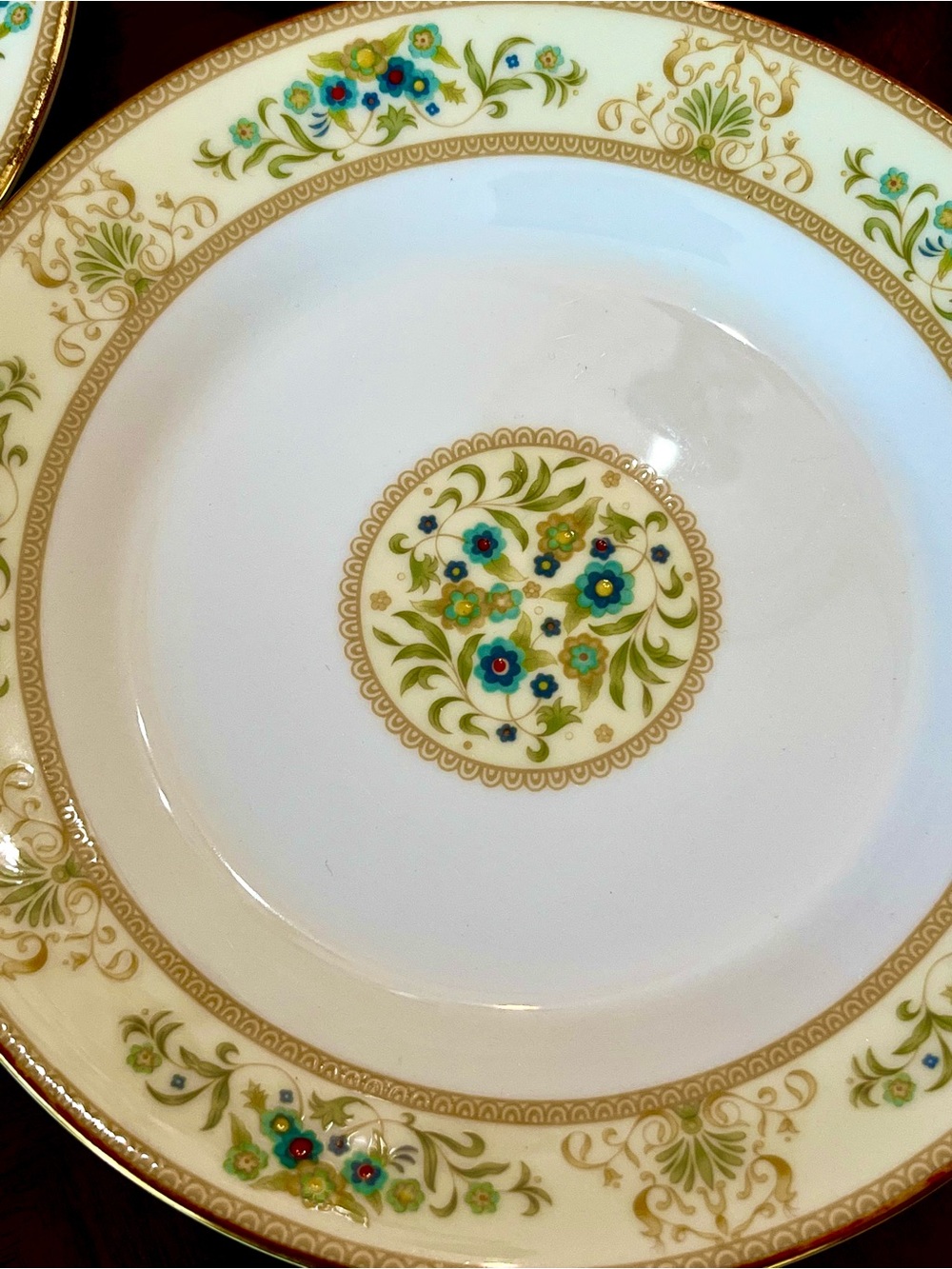 Set of 4 Wedgwood Ivory Agincourt Bread and Butter Plates R4520 Bone China 6"